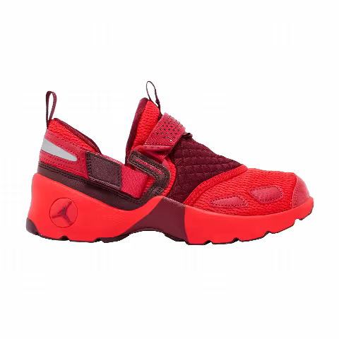 Air Jordan Wmns Jordan Trunner LX 'Chile Red'
