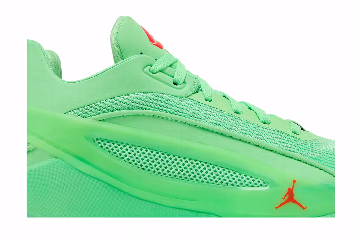 Air Jordan Luka 5 Viper Edge, view 3