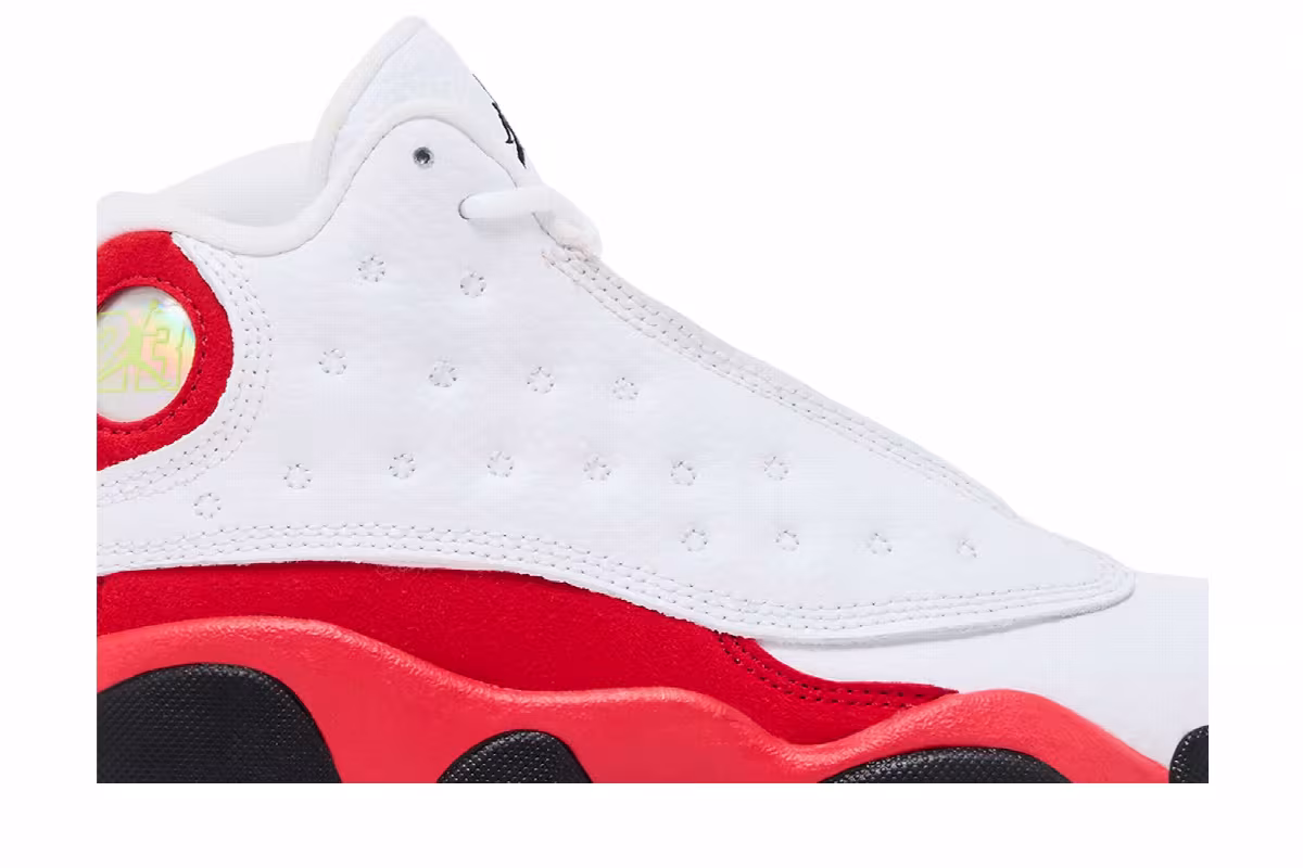 Air Jordan 13 PS Chicago 2026, view 3