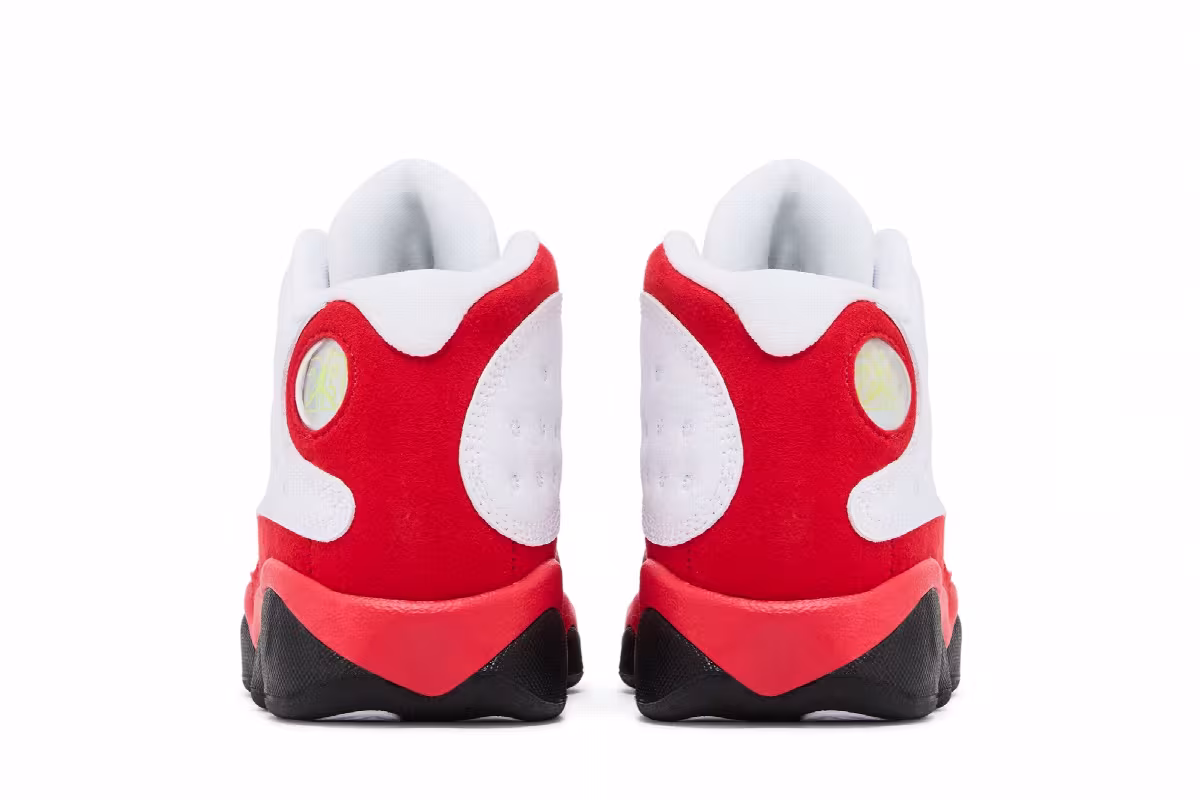 Air Jordan 13 PS Chicago 2026, view 7