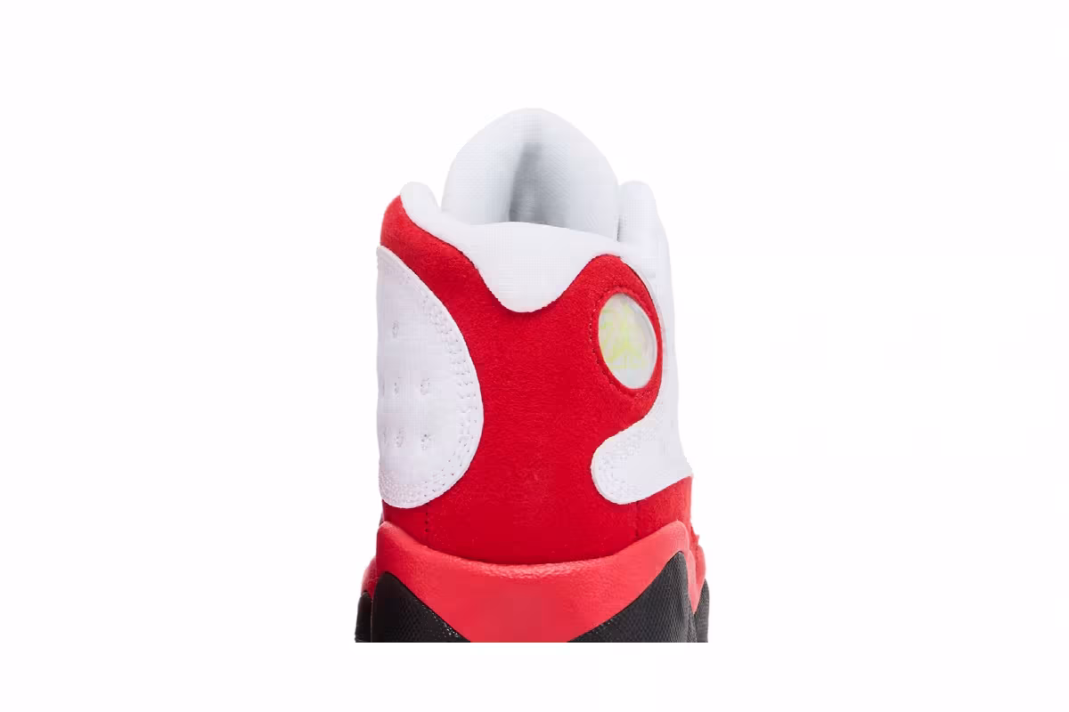 Air Jordan 13 PS Chicago 2026, view 8
