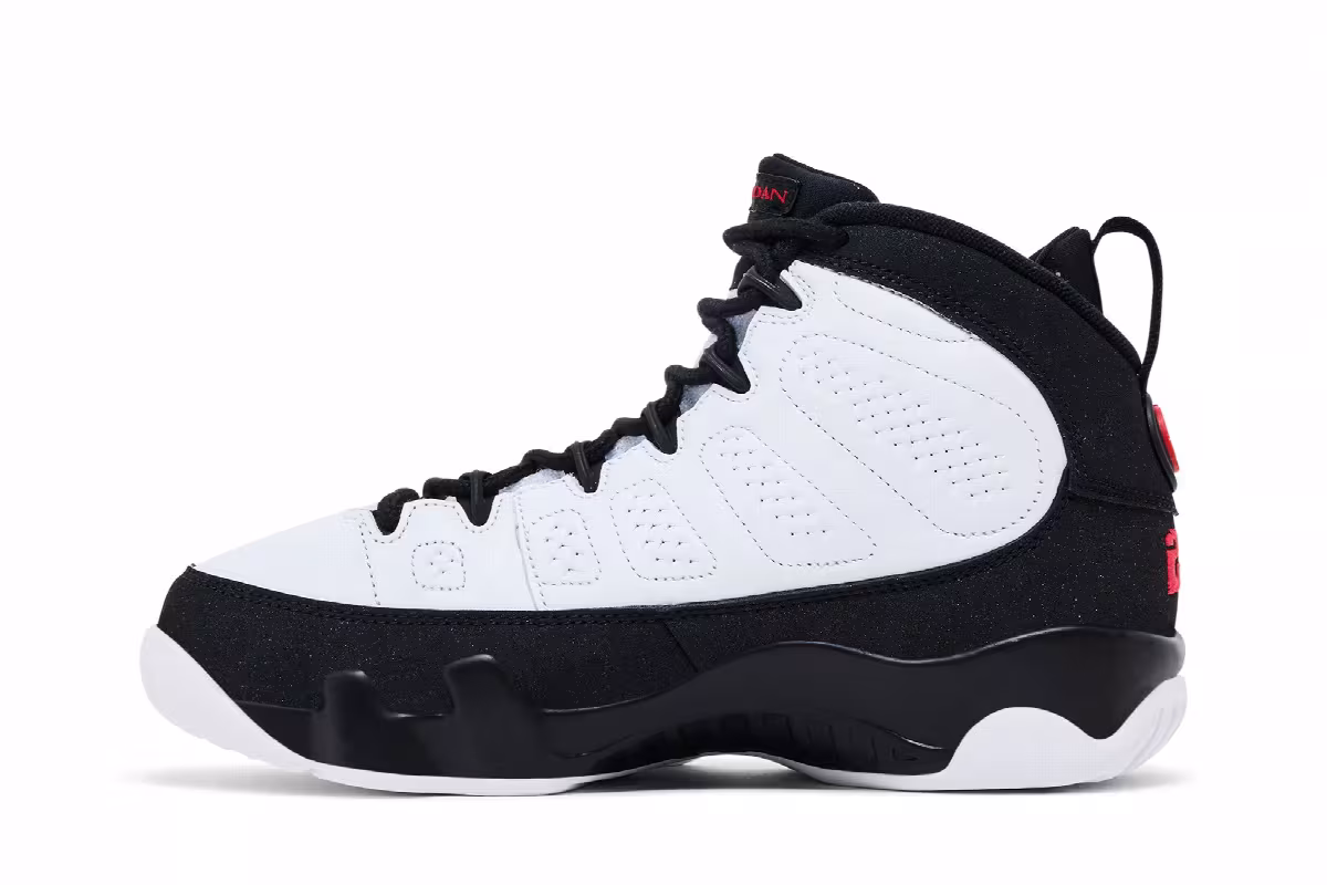 Air Jordan 9 GS Space Jam, view 4