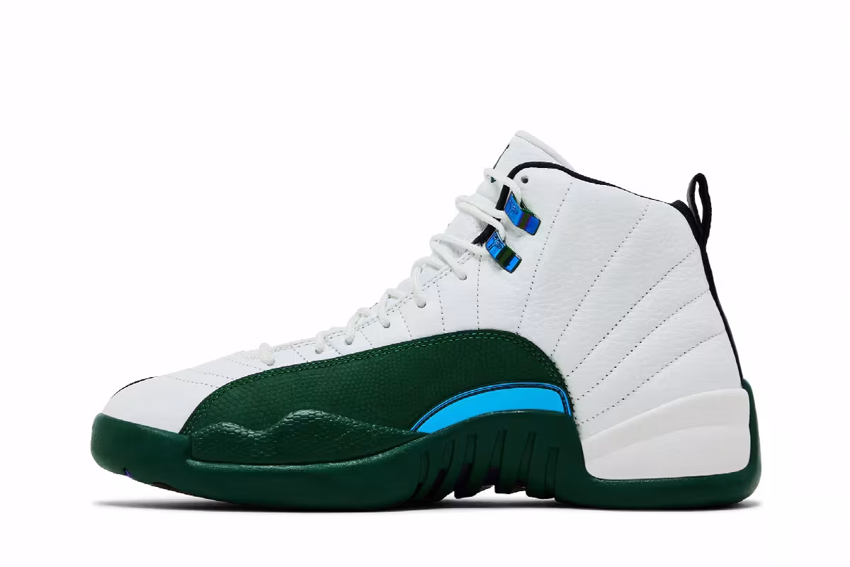 Air Jordan 12 Bucks, view 4