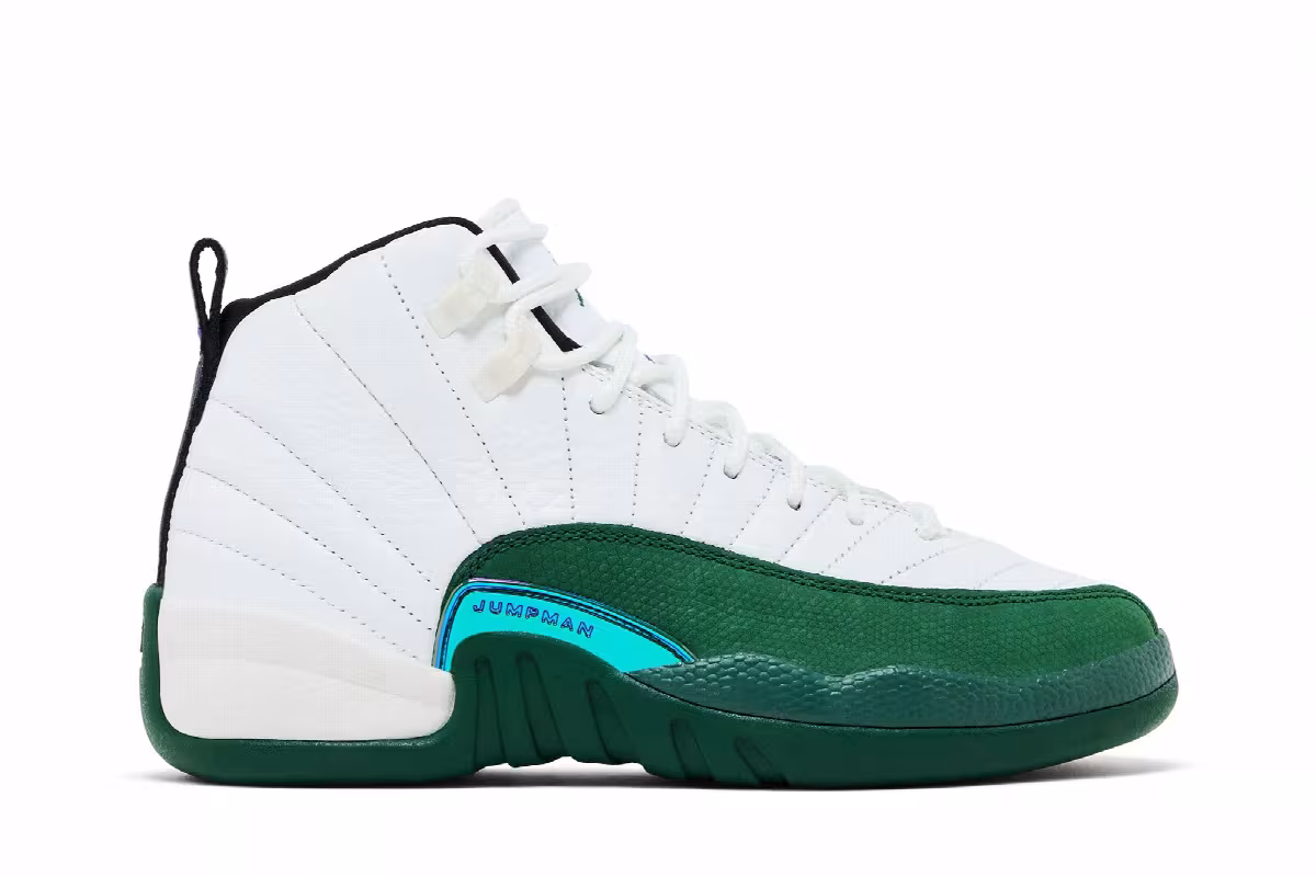 Air Jordan 12 GS Bucks, view 2