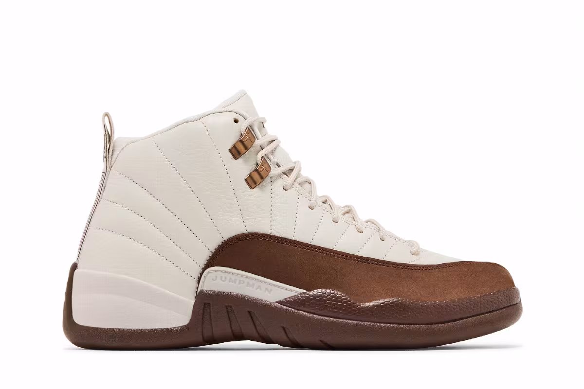 Air Jordan 12 Eggnog, view 2