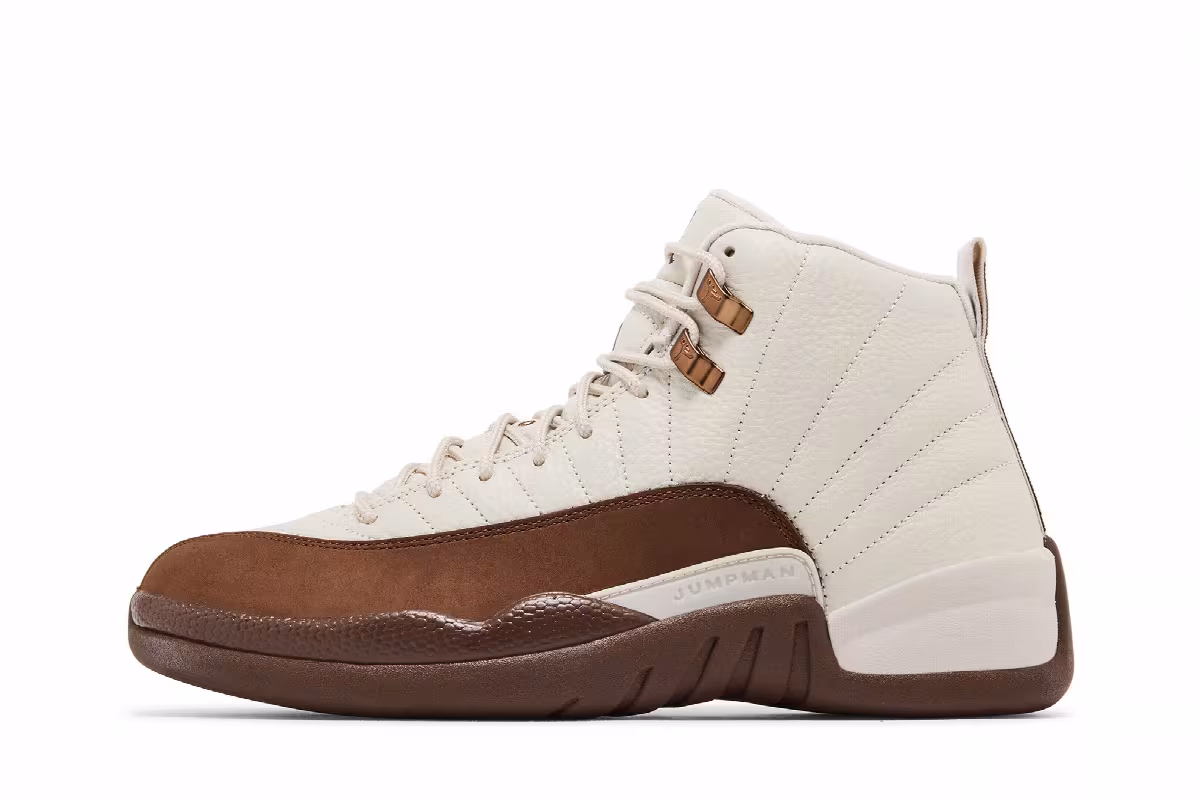 Air Jordan 12 Eggnog, view 4