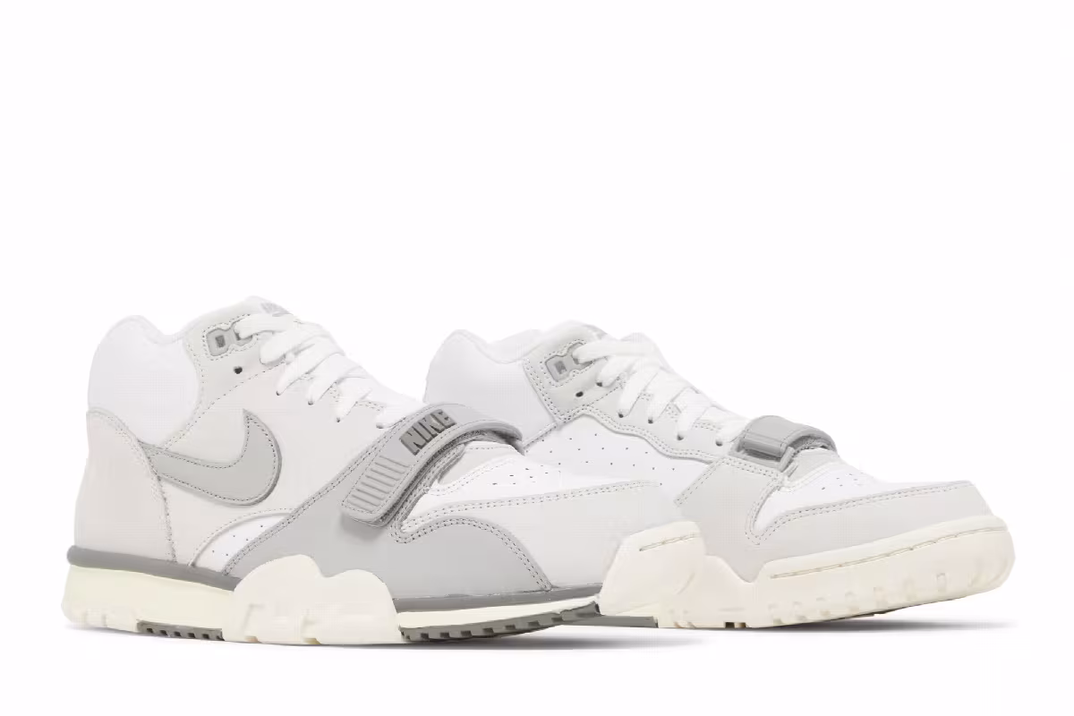 Nike Air Trainer 1 Photon Dust, view 9