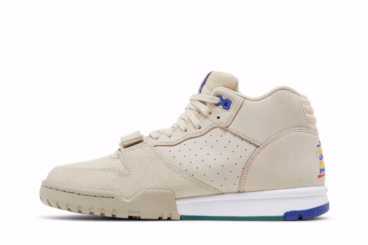 Nike Air Trainer 1 La Familia, view 4