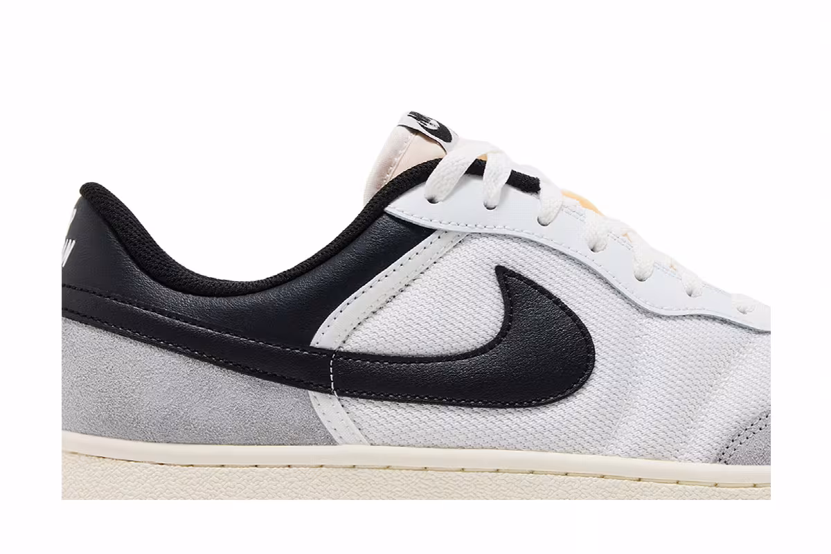 Air Jordan Skyline Low Summit White, view 3