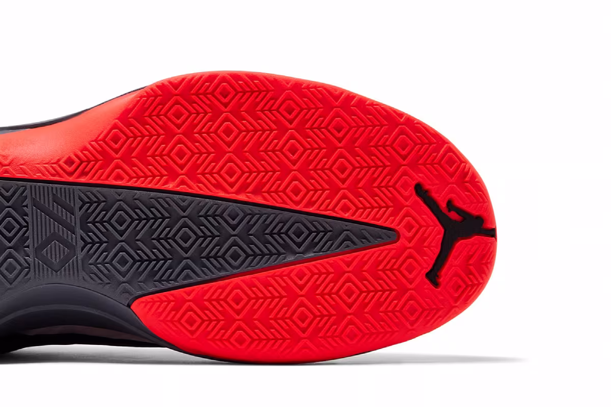 Air Jordan 40 Infrared, view 6