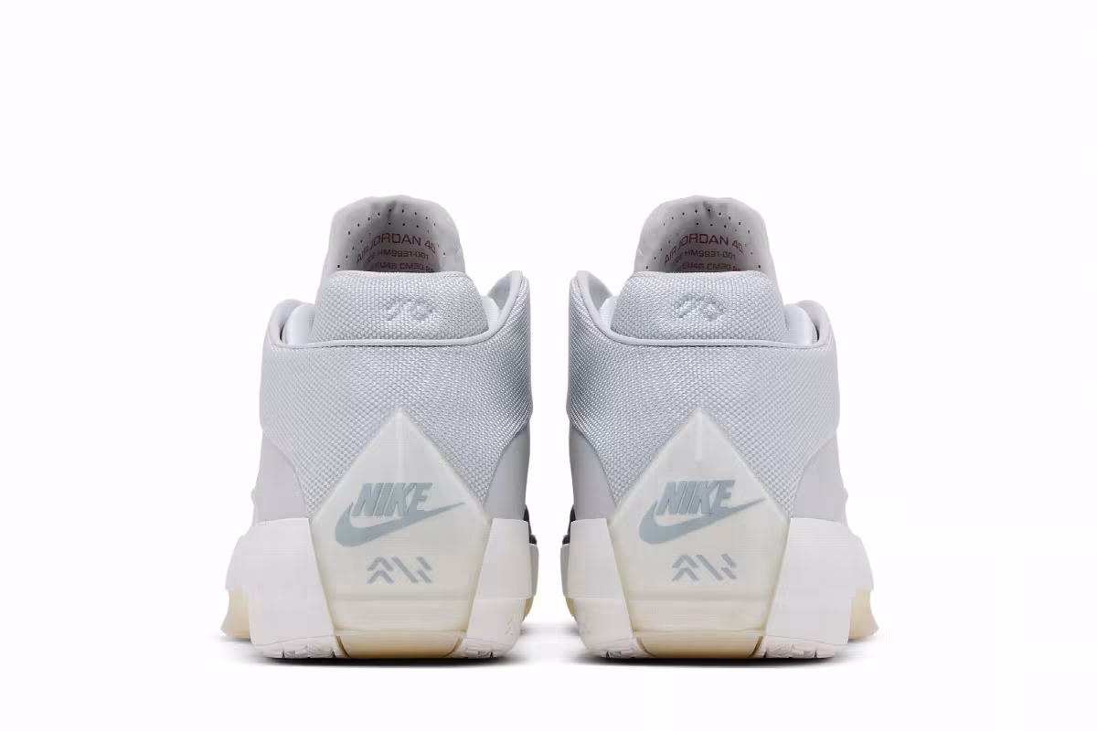 Air Jordan 40 Photon Dust, view 7