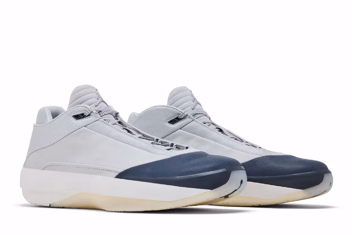 Air Jordan 40 Photon Dust, view 9