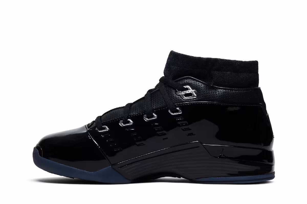 Air Jordan 17 Low Black Patent, view 4
