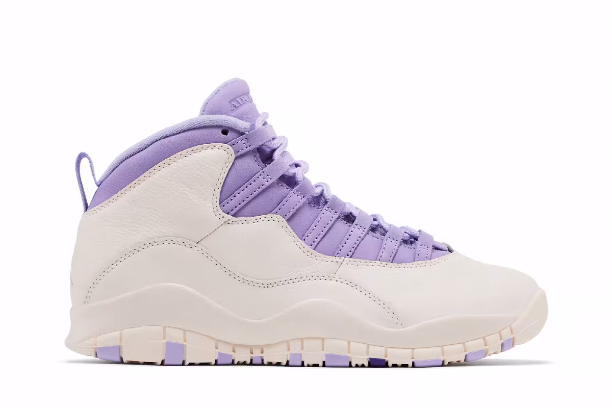 Women's Air Jordan 10 Hydrangeas, view 2