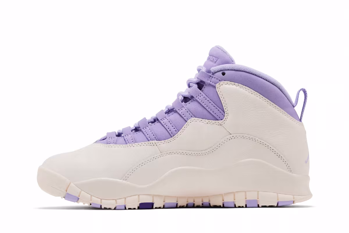 Women's Air Jordan 10 Hydrangeas, view 4