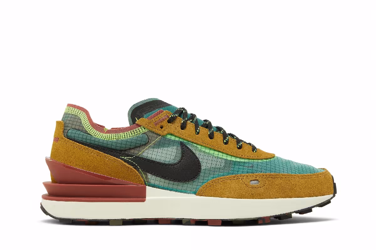 Nike Waffle One SE Camo Soles - Golden Moss, view 2