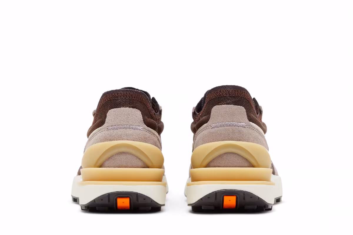 Nike Waffle One Light Chocolate, view 7