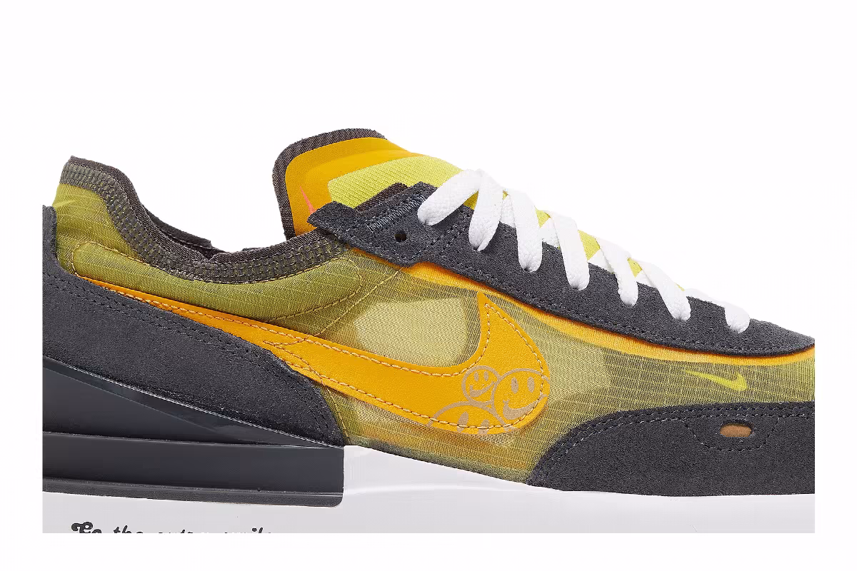 Nike Waffle One SE Go The Extra Smile, view 3