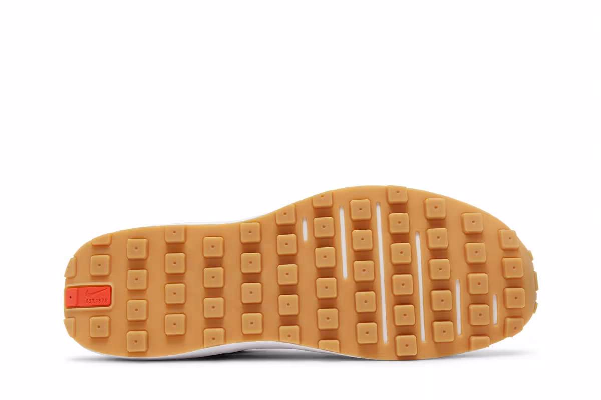 Nike Waffle One SE Go The Extra Smile, view 5