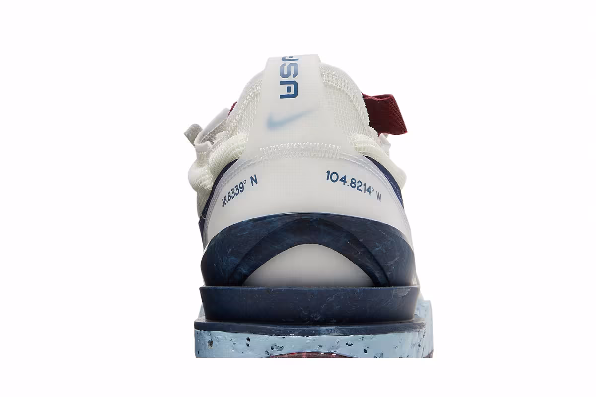 Nike Waffle One Crater Summit White Blue Void, view 8