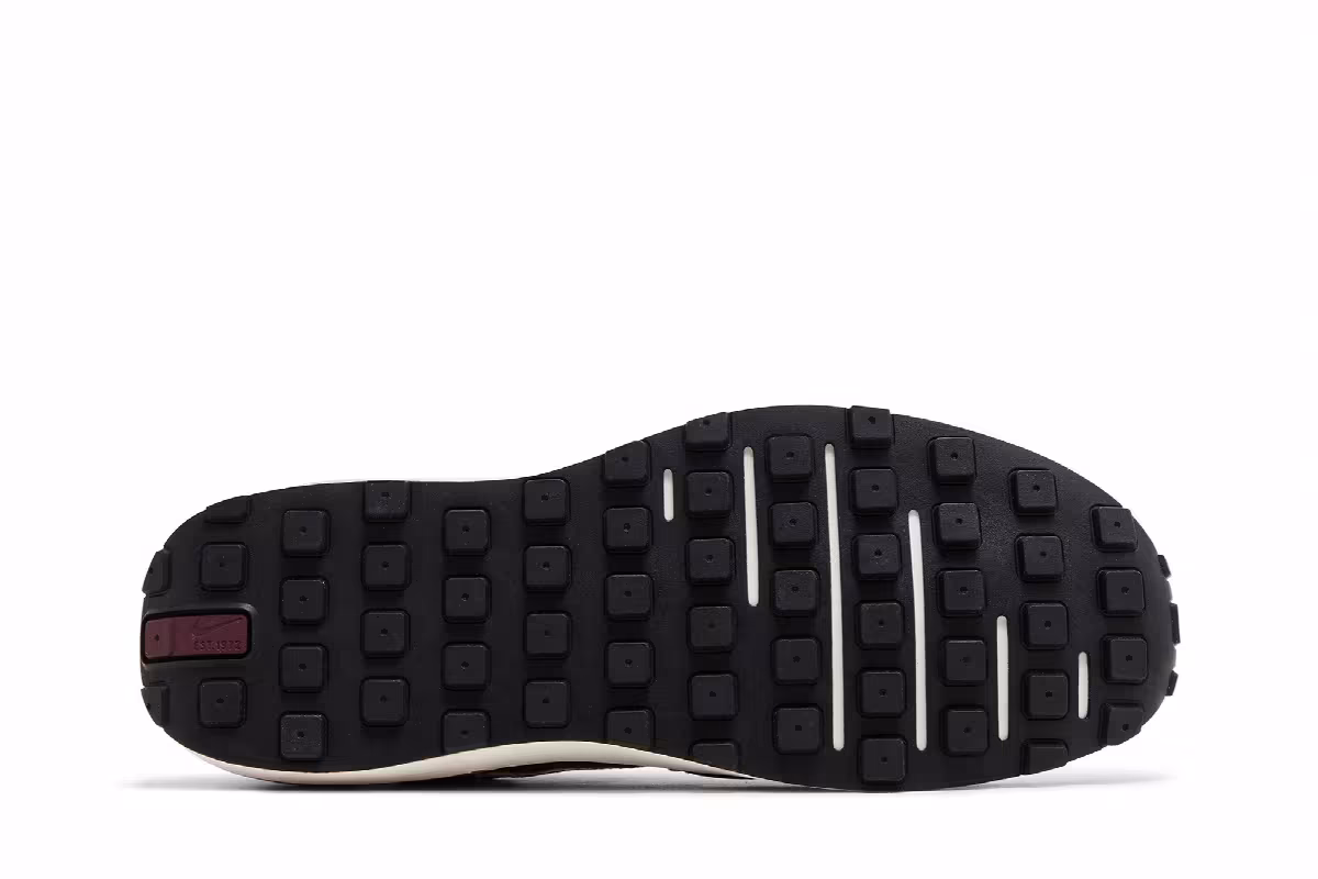 Nike Women's Waffle One SE Burgundy Crush, view 5