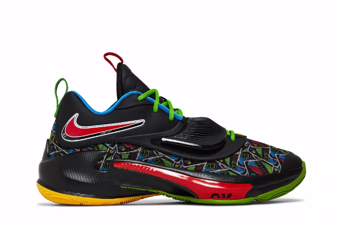 UNO x Nike Zoom Freak 3 50th Anniversary - Black, view 2