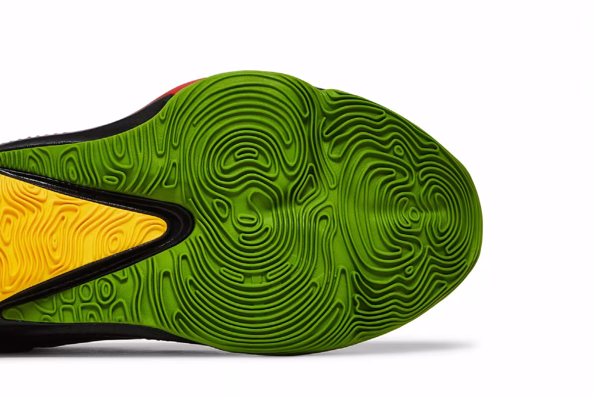 UNO x Nike Zoom Freak 3 50th Anniversary - Black, view 6