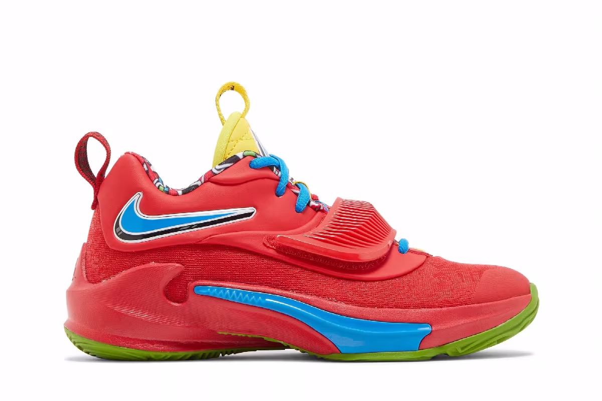 UNO x Nike Zoom Freak 3 SE GS 50th Anniversary - Red, view 2
