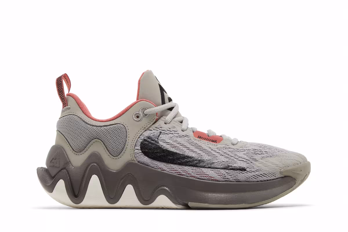 Nike Giannis Immortality 2 Cobblestone, view 2