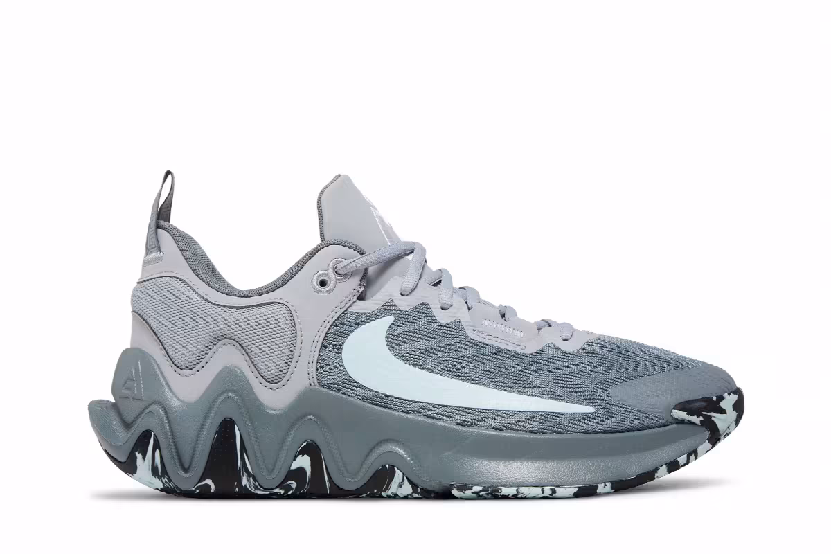 Nike Giannis Immortality 2 Cool Grey Glacier Blue, view 2