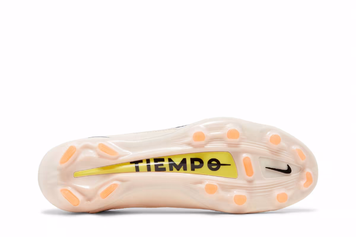 Nike Tiempo Legend 9 Elite FG Guava Ice Yellow Strike, view 5