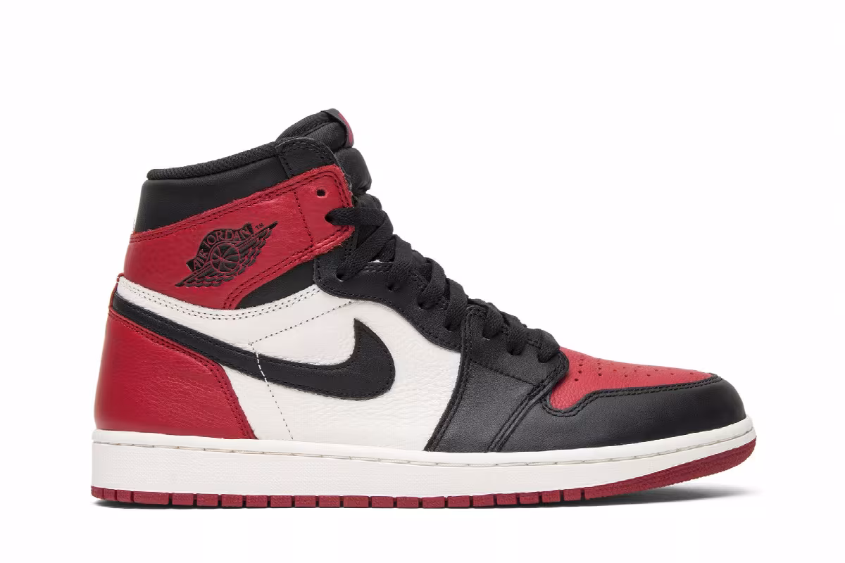 Air Jordan 1 High OG Bred Toe, view 2