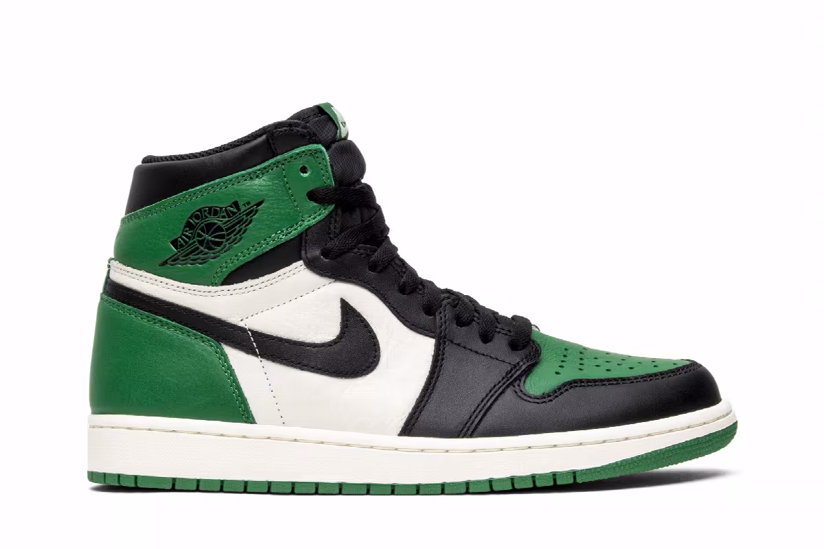 Air Jordan 1 High OG Pine Green, view 2