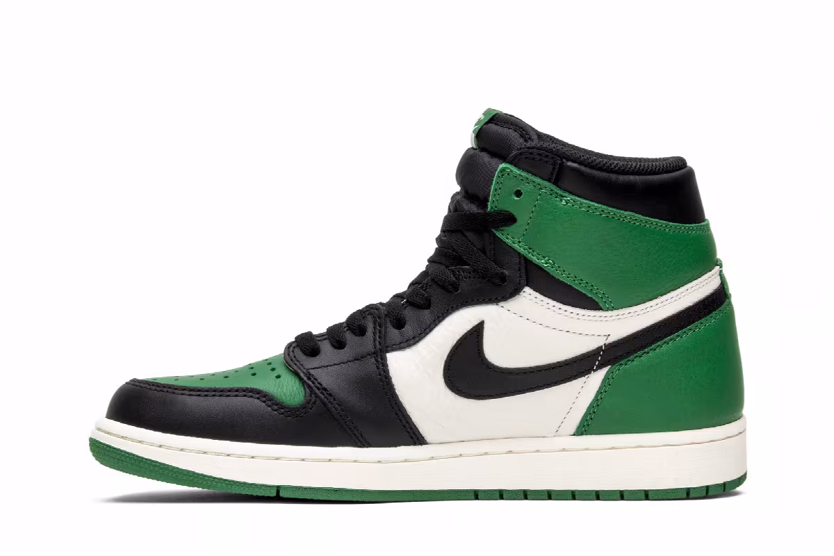 Air Jordan 1 High OG Pine Green, view 4