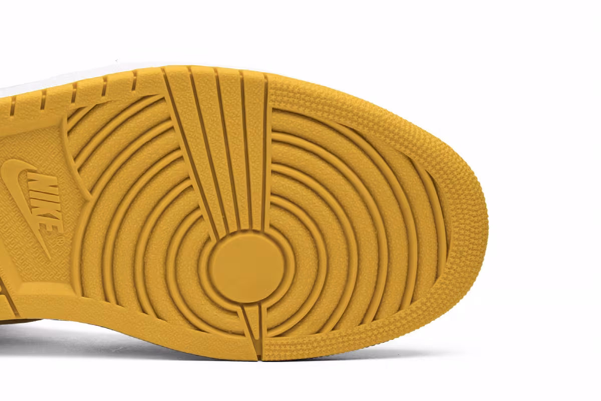 Air Jordan 1 High OG Best Hand in the Game - Yellow Ochre, view 6