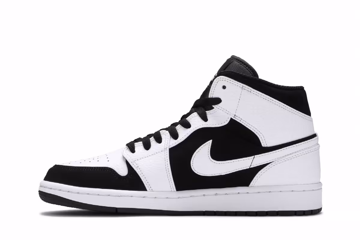 Air Jordan 1 Mid Tuxedo, view 4
