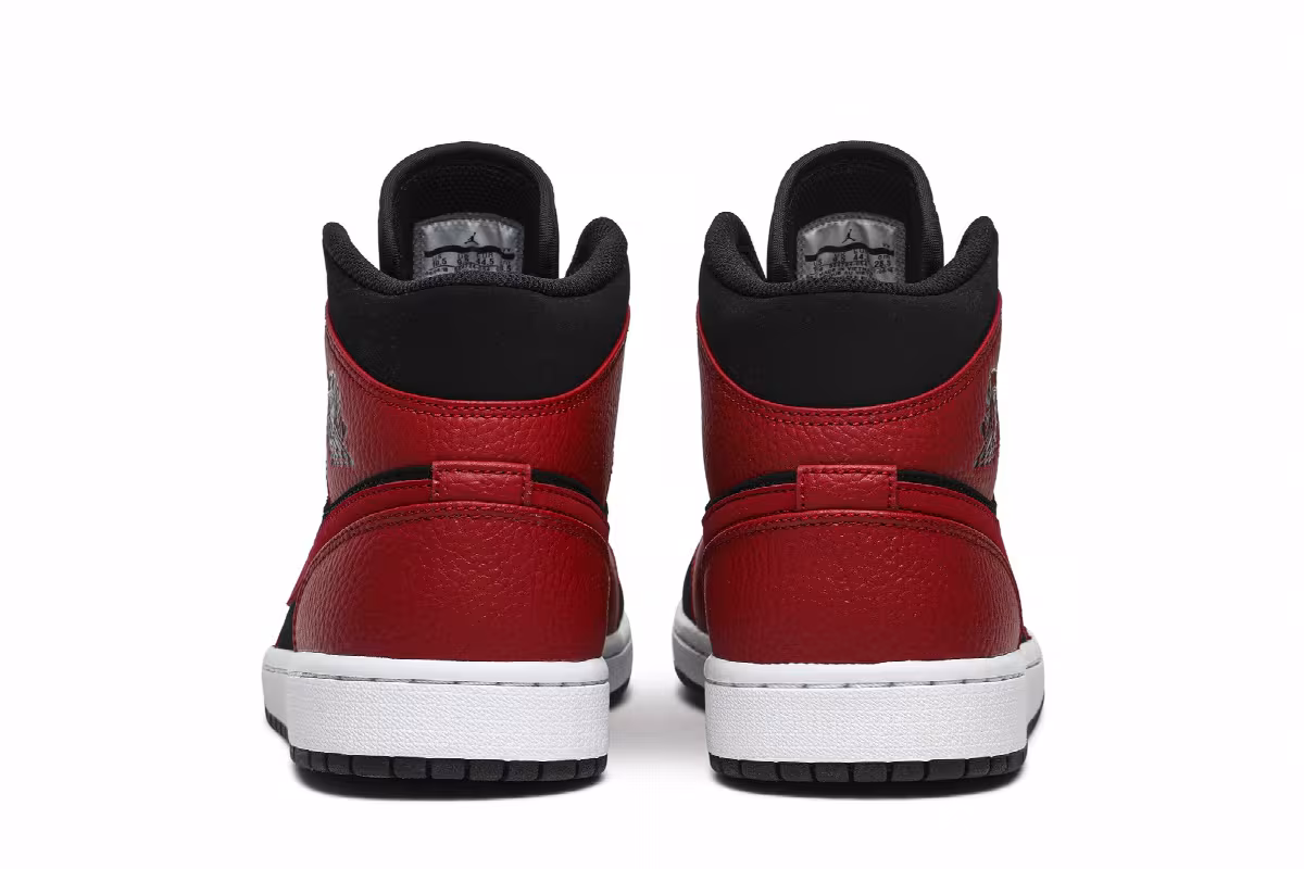 Air Jordan 1 Mid Bred, view 7