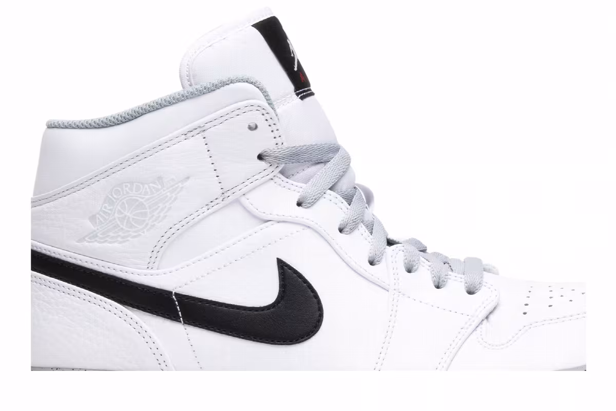 Air Jordan 1 Mid White Cement, view 3