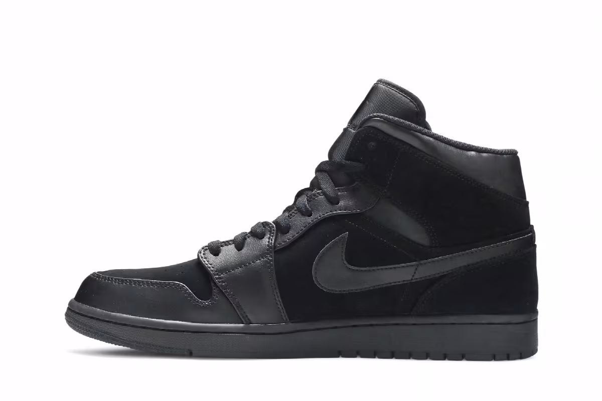 Air Jordan 1 Mid Black, view 4