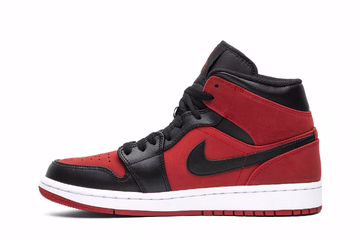 Air Jordan 1 Mid Reverse Banned, view 4