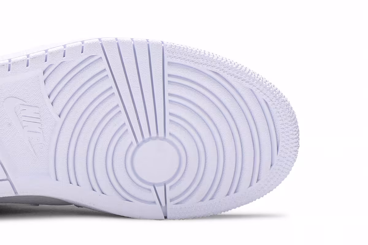 Air Jordan 1 Mid Triple White 2018, view 6