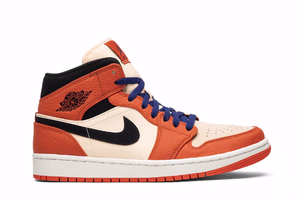 Air Jordan 1 Mid SE Team Orange, view 2