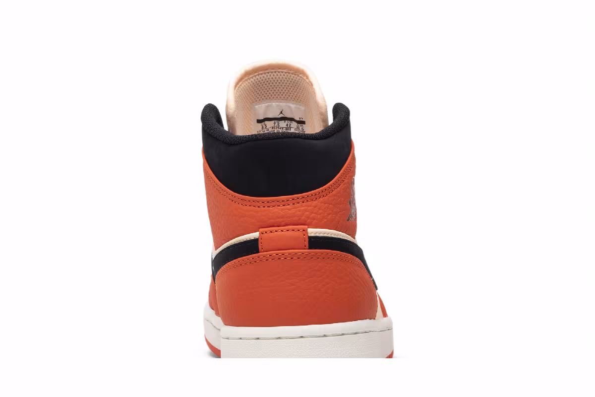 Air Jordan 1 Mid SE Team Orange, view 8