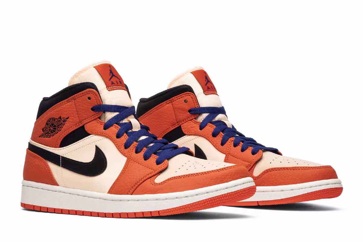 Air Jordan 1 Mid SE Team Orange, view 9