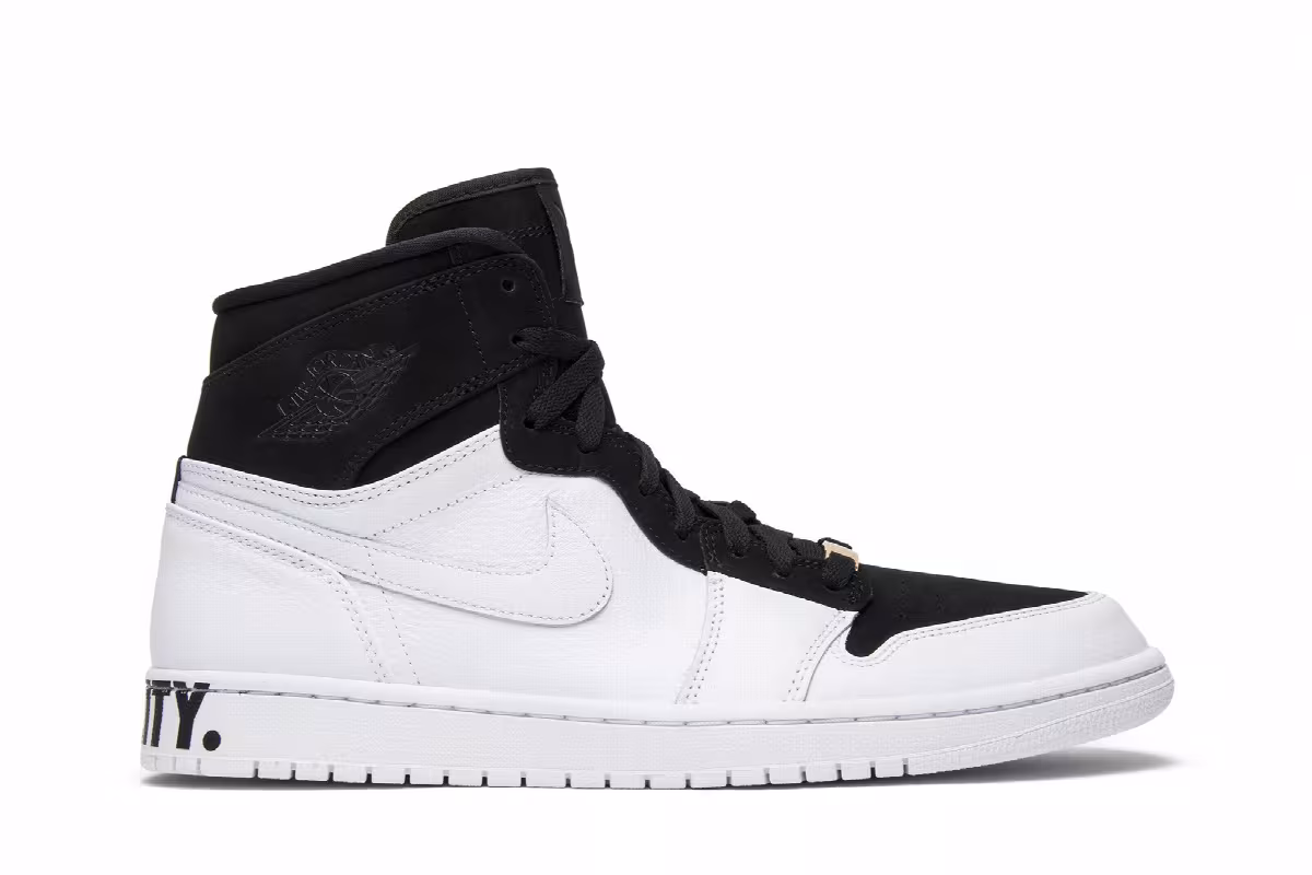 Air Jordan 1 High Gold Toe, view 2