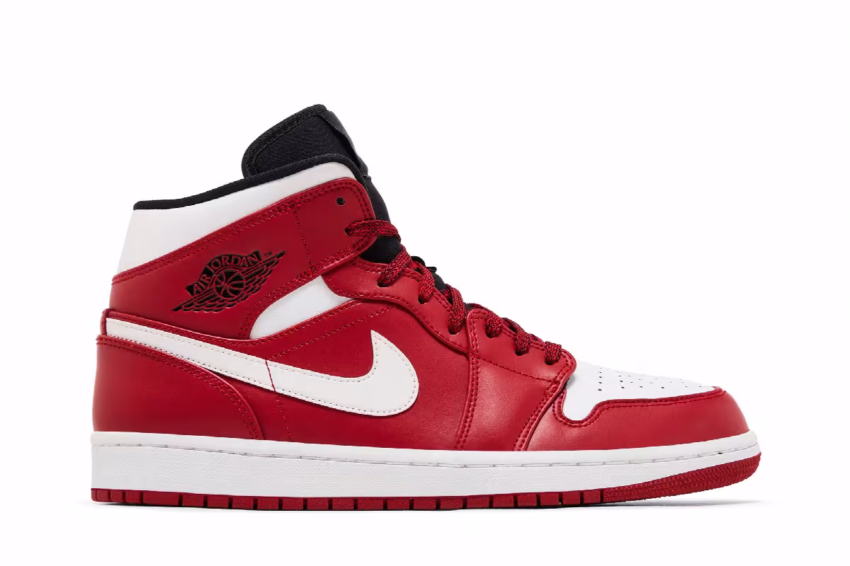 Air Jordan 1 Mid Gym Red, view 2