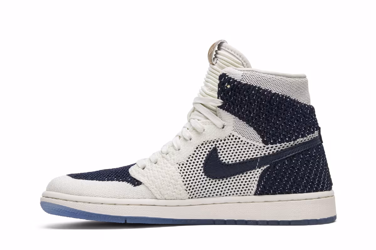 Air Jordan 1 High OG Flyknit Re2pect, view 4