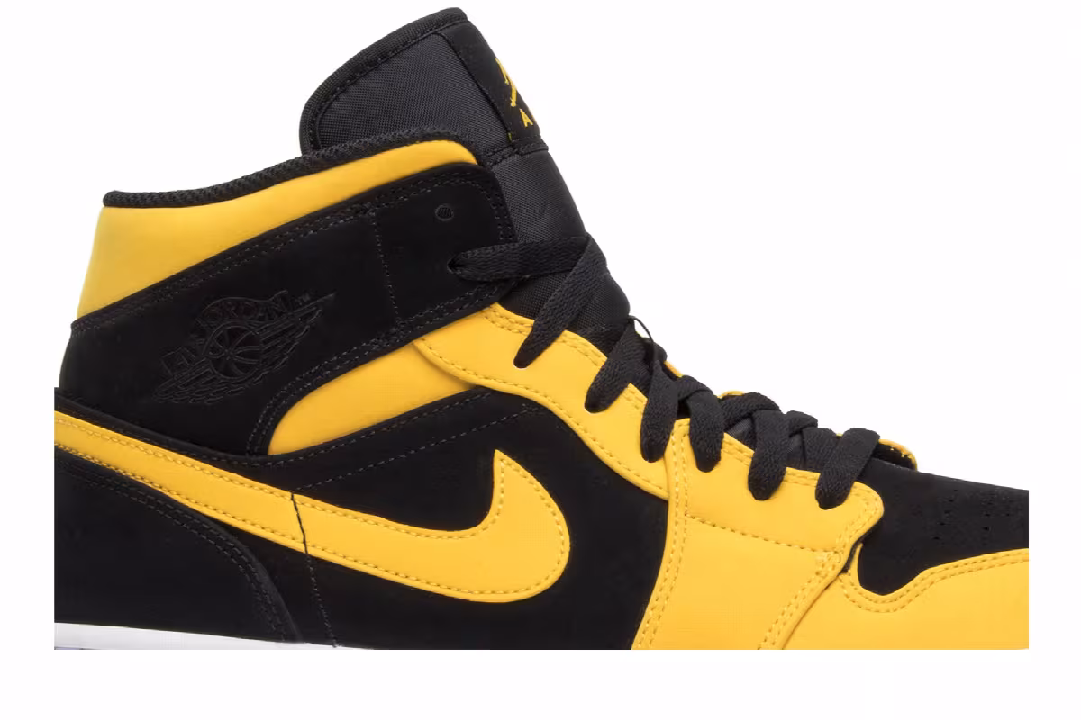 Air Jordan 1 Mid Reverse New Love, view 3