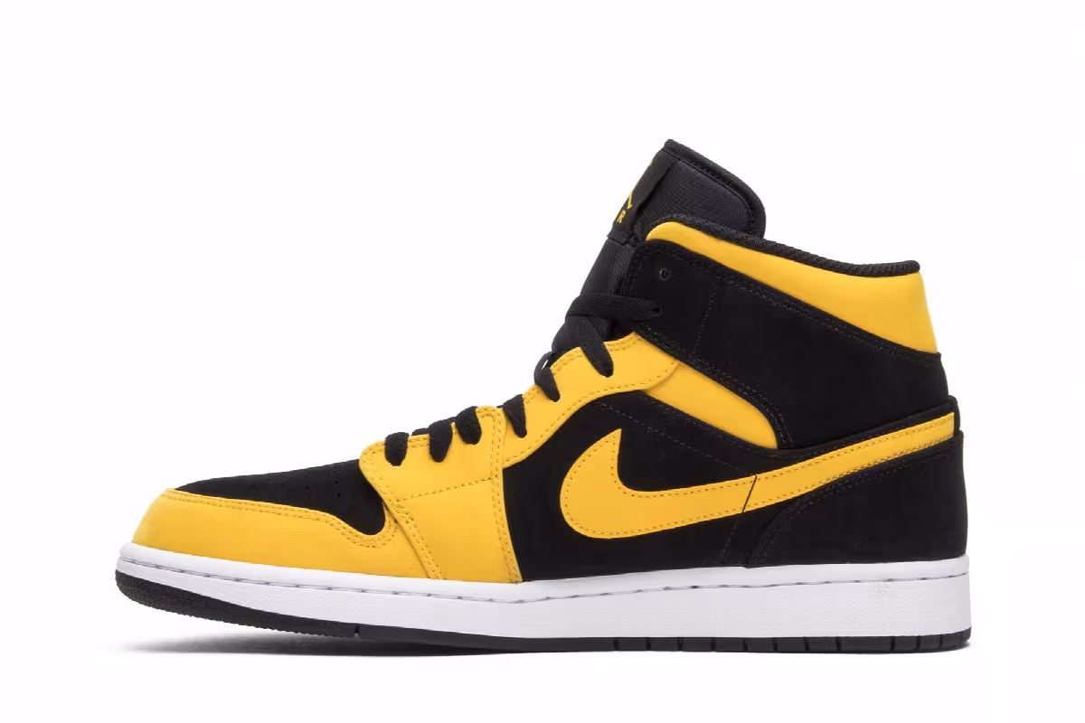 Air Jordan 1 Mid Reverse New Love, view 4