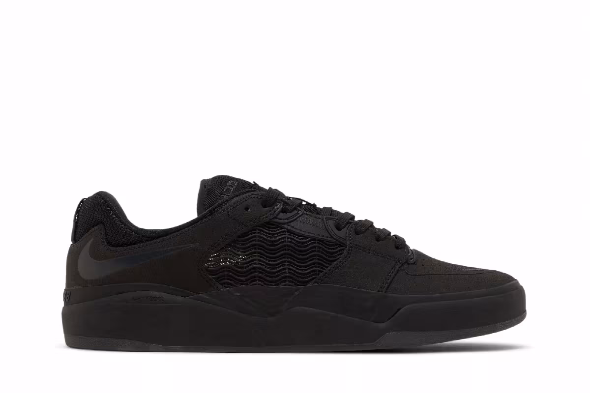 Nike Ishod Wair Premium SB Triple Black, view 2